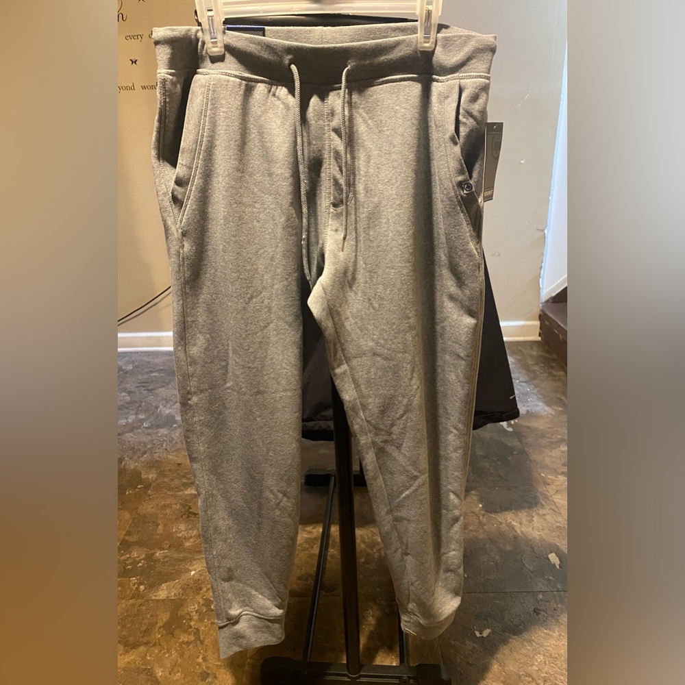 Monument gray sweatpants with tags, L